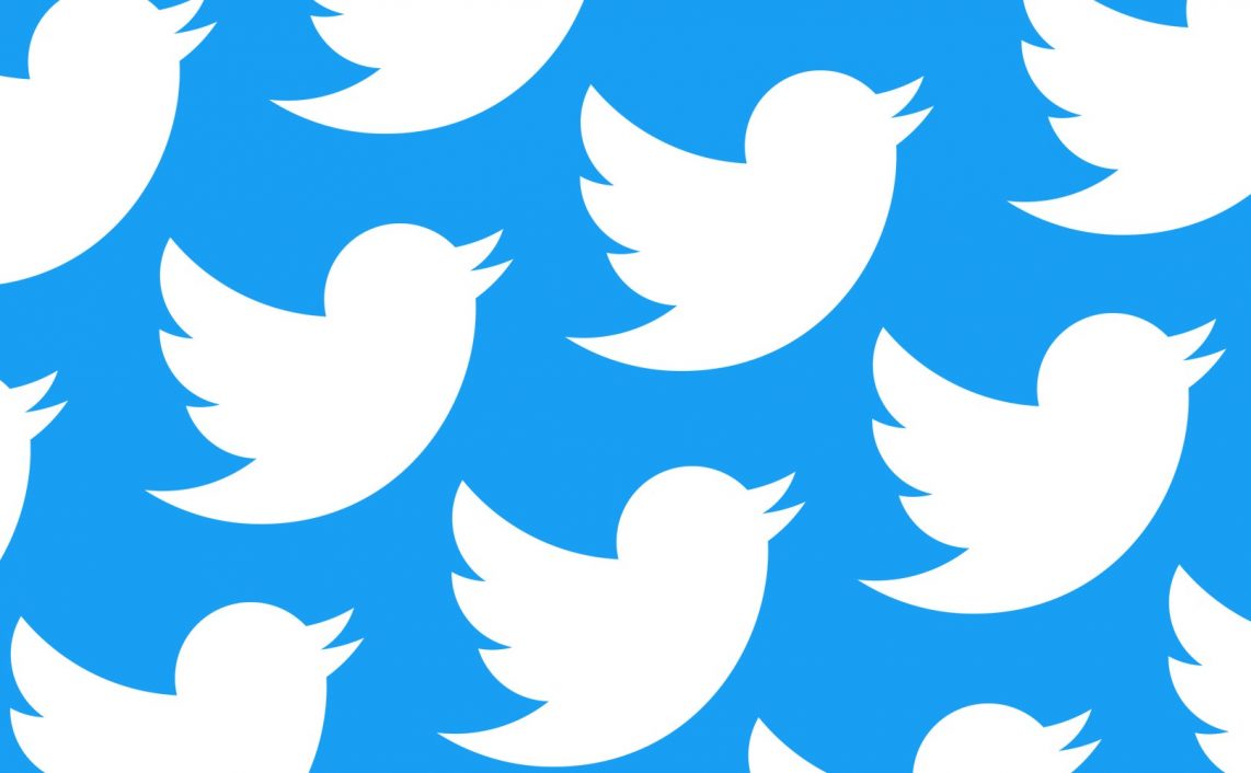The Poker World Finds Twitter